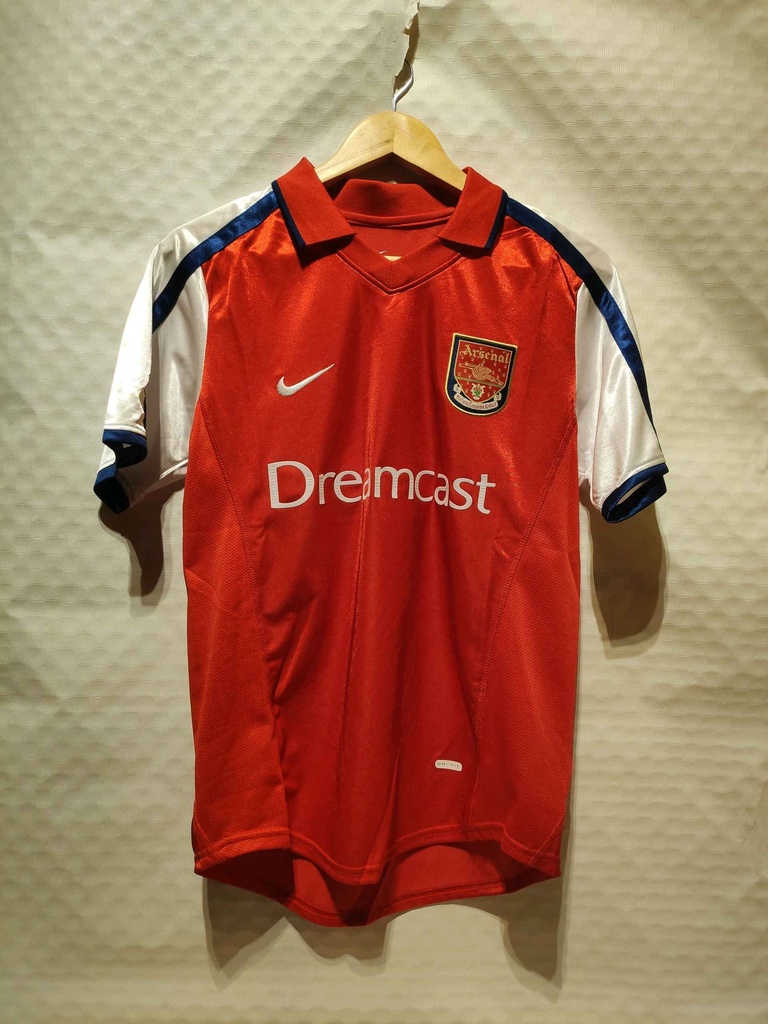 Camiseta sin nombre