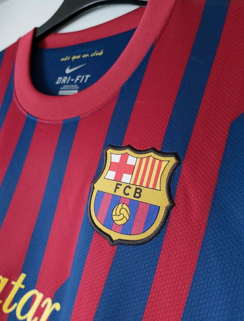 6 - Barcelona - Xavi