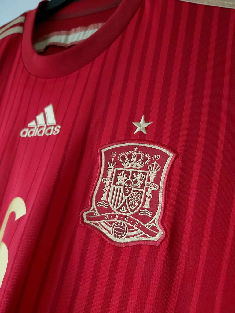 6 - España - Iniesta