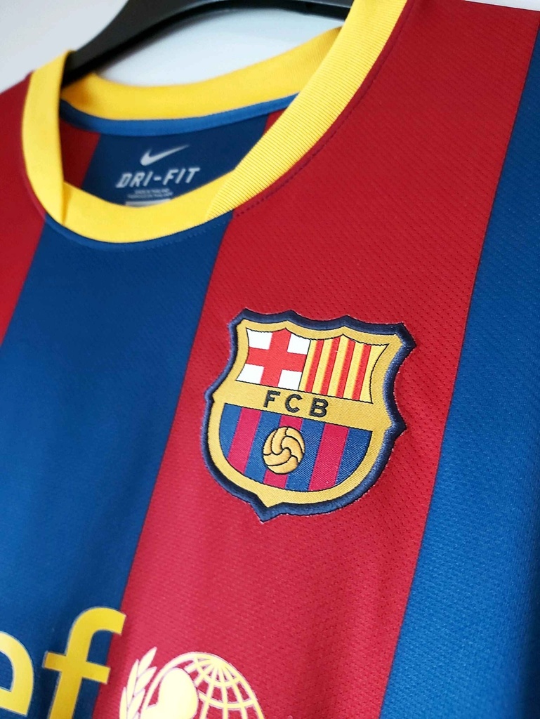 10 - Barcelona - Messi