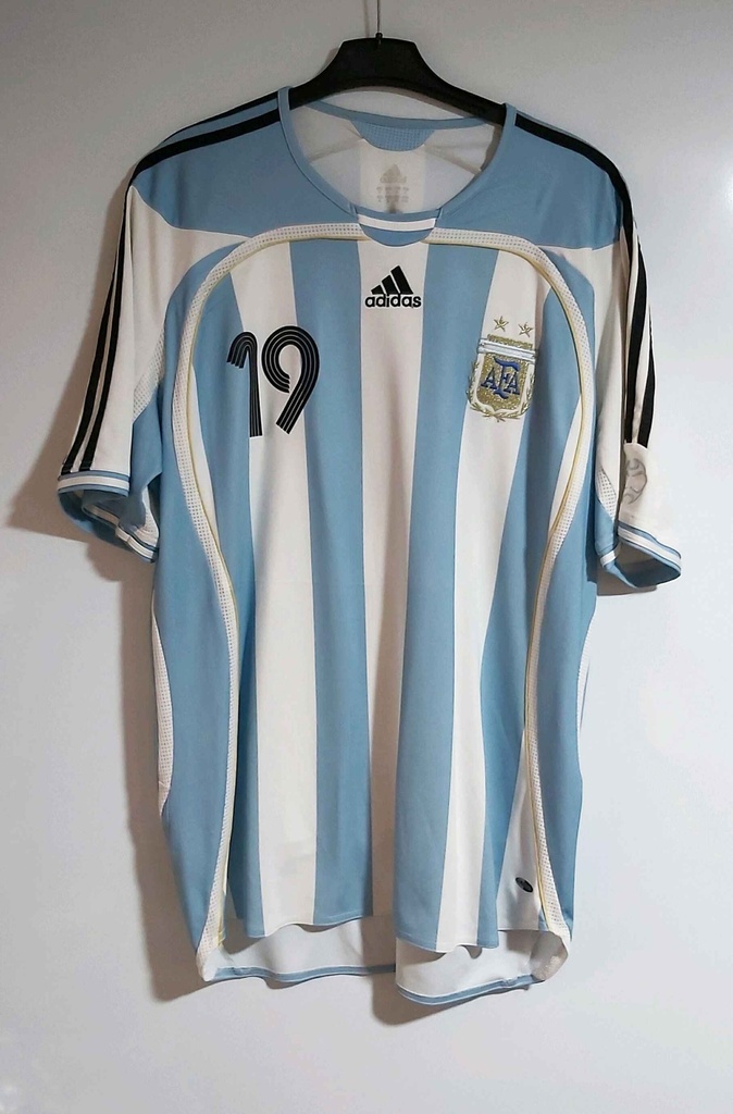 19 - Argentina - Messi
