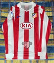 7 - Atlético de Madrid - Forlan