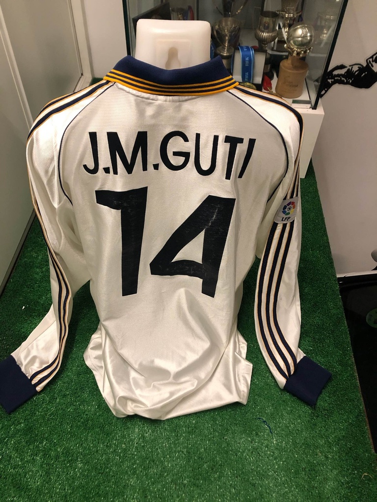 14 - Real Madrid - J.M. Guti