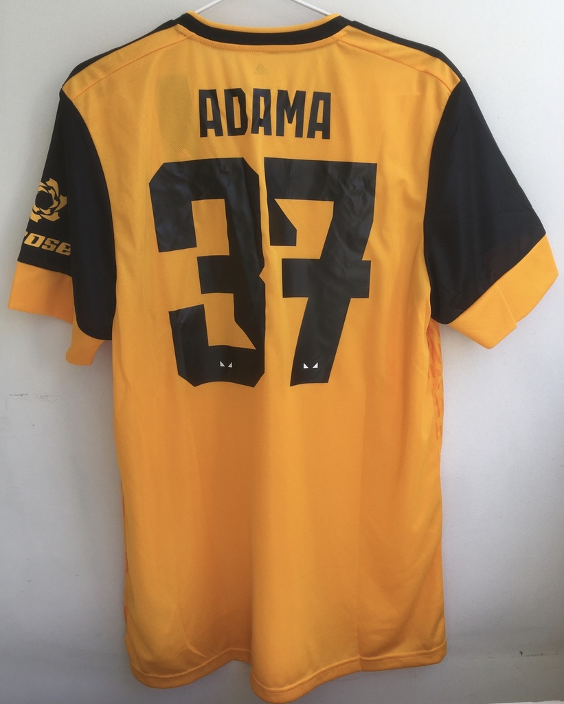 37 - Wolverhampton Wanderers - Adama