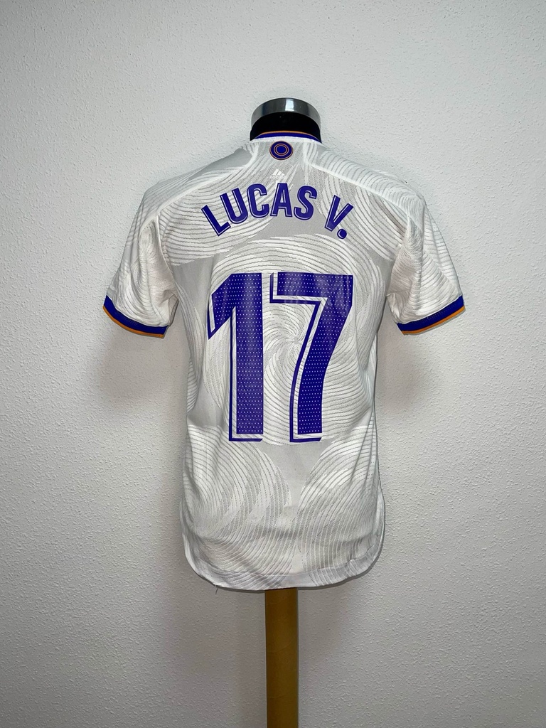 17 - Real Madrid - Lucas V.