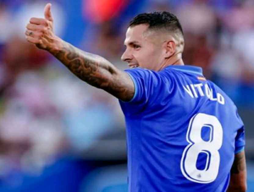 8 - Getafe CF - Vitolo