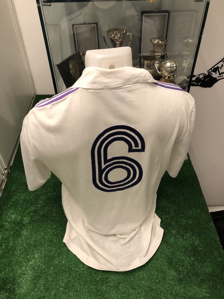 6 - Real Madrid - No