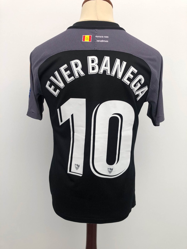 10 - Sevilla fc - Ever Banega
