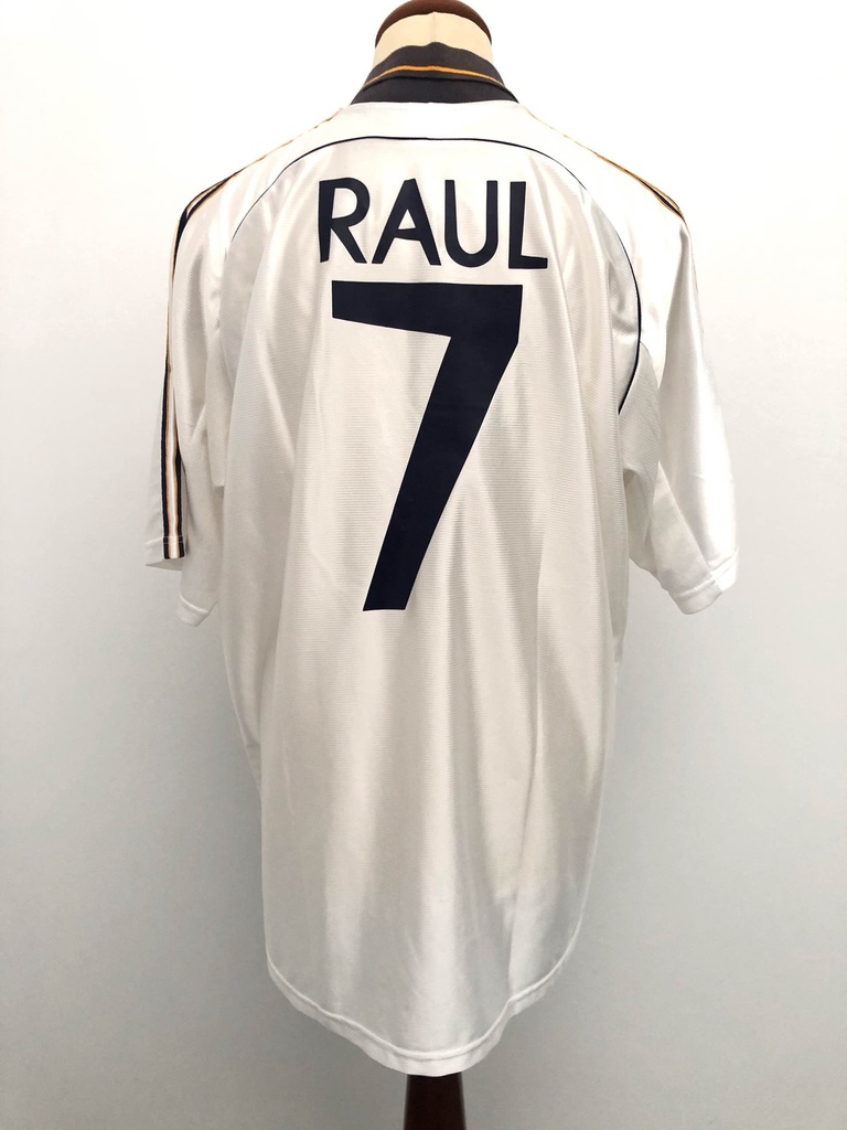 7 - Real Madrid - Raul