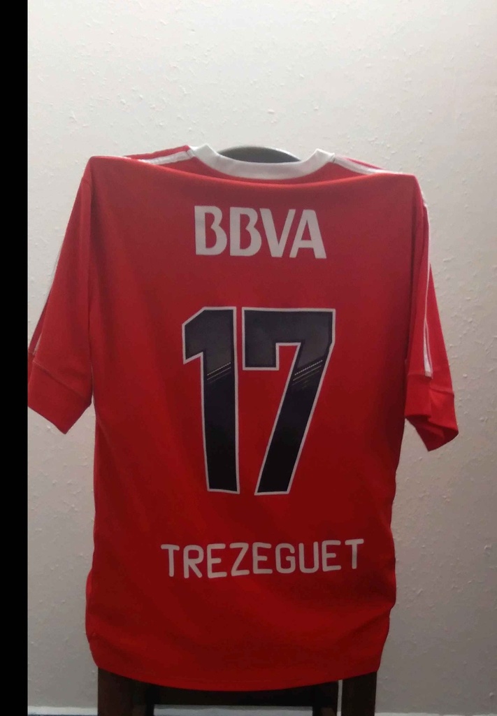 17 - RIVER PLATE - TREZEGUET