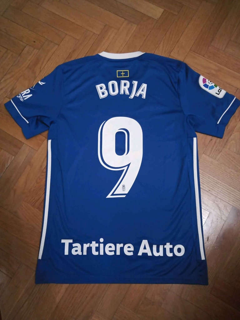 9 - Real Oviedo - Borja