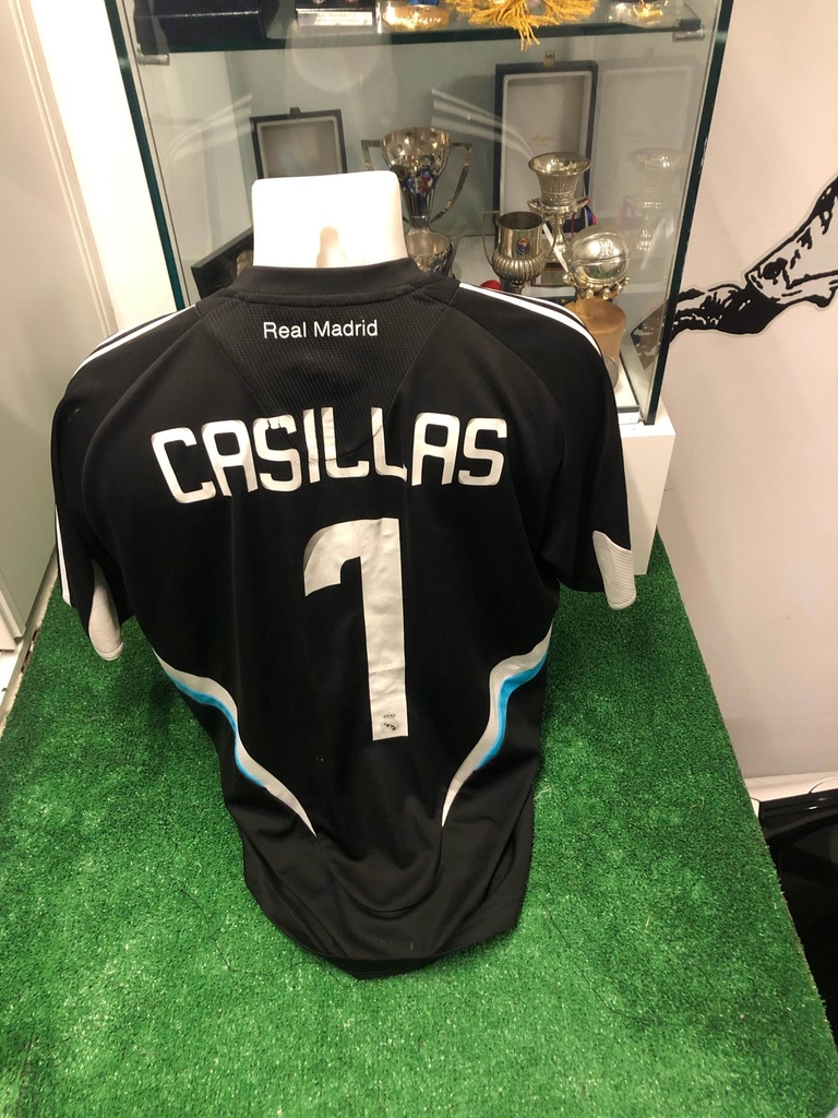 1 - Real Madrid - Casillas