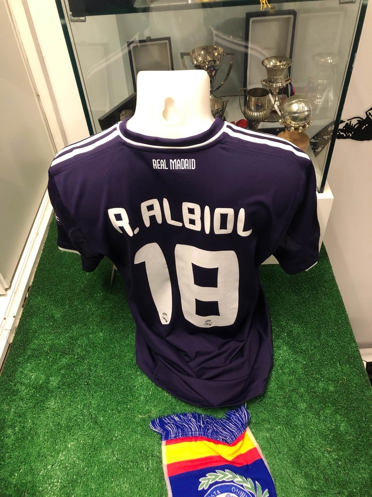 18 - Real Madrid - Albiol