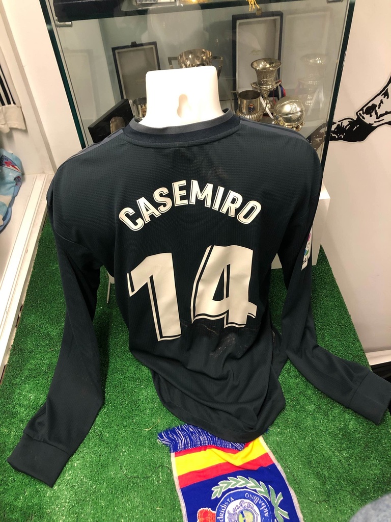 14 - Real Madrid - Casemiro