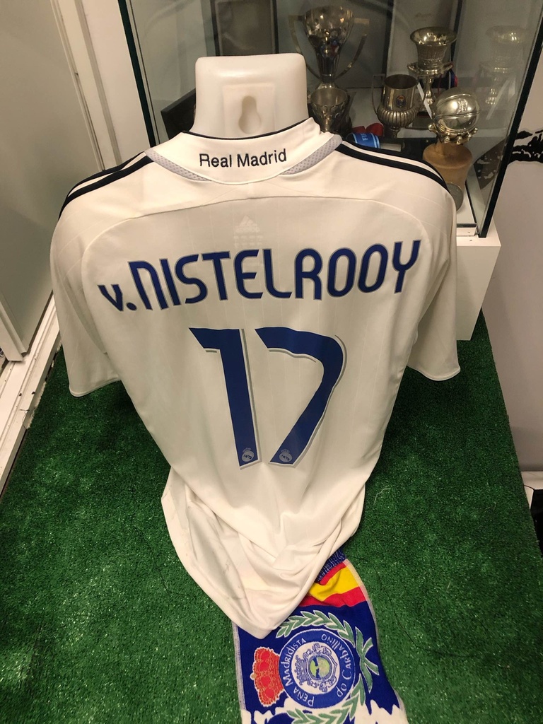 17 - Real Madrid - Van Nistelrooy