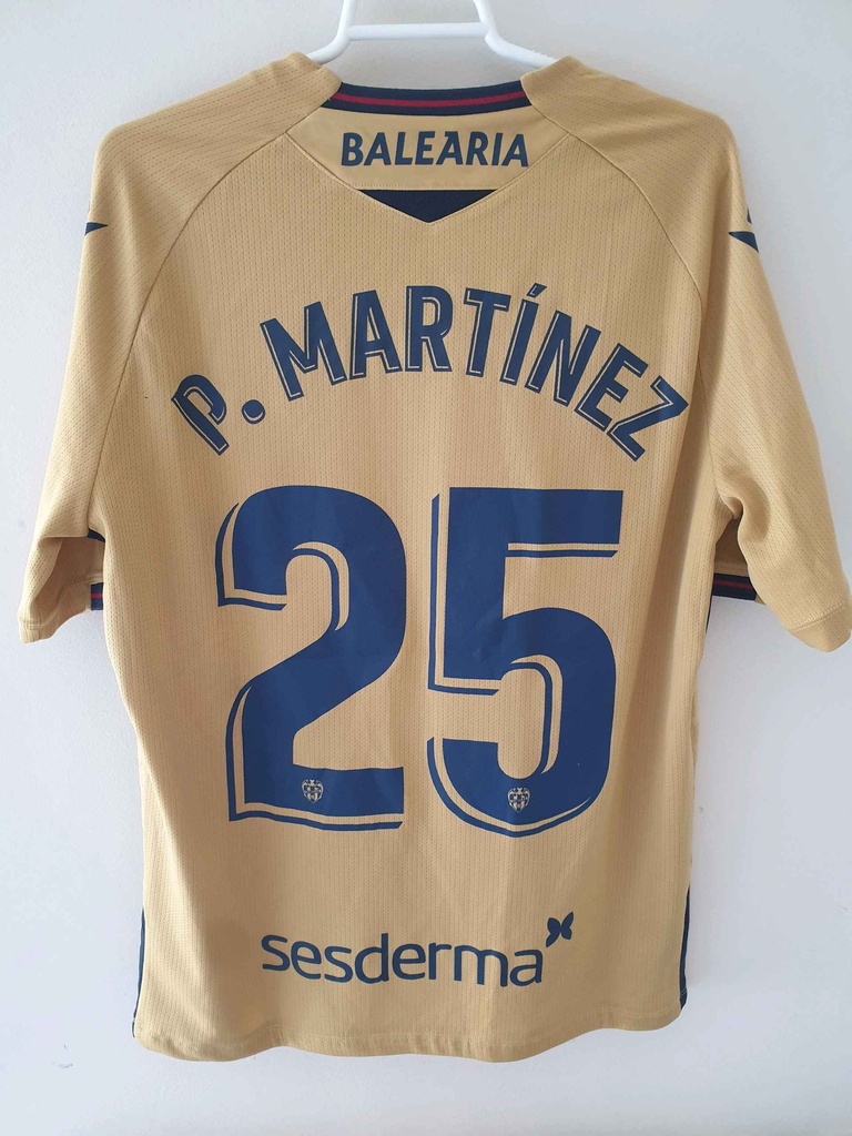 25 - UD Levante - P. Martinez