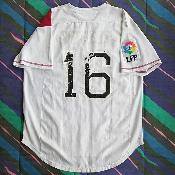16 - Sevilla FC - PUERTA