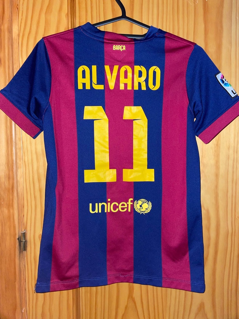 11 - FC Barcelona - Álvaro