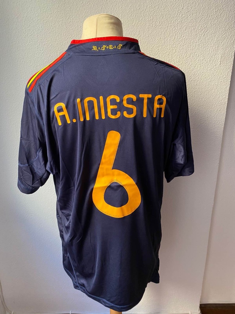 6 - Seleccion España - A.Iniesta