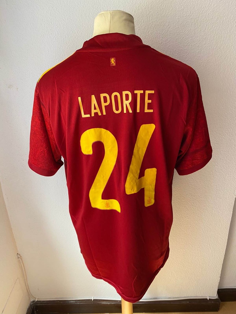 24 - Seleccion España - Laporte