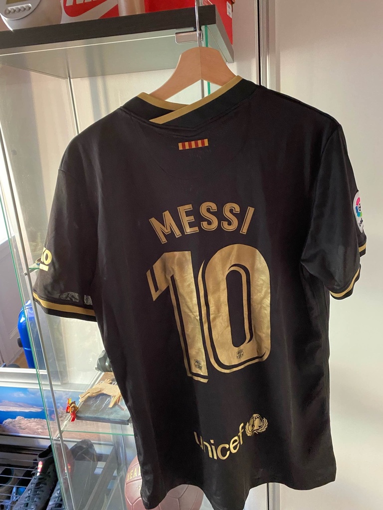 10 - FC Barcelona - Messi