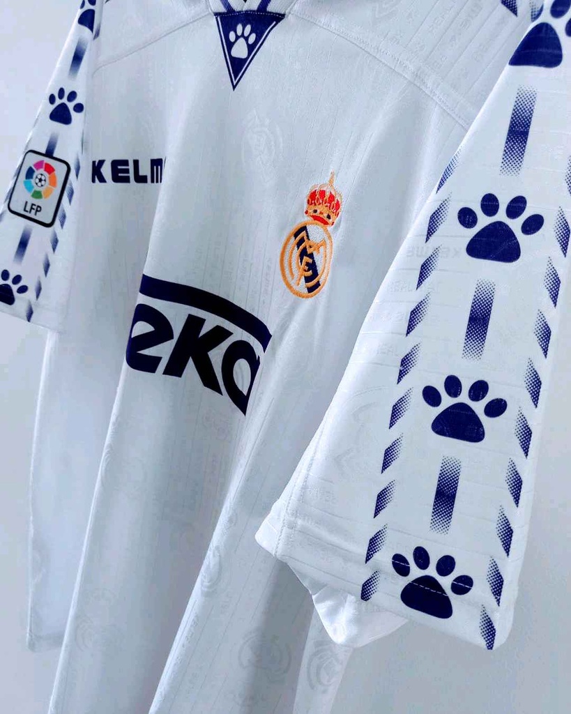 3 - Real Madrid - Roberto Carlos