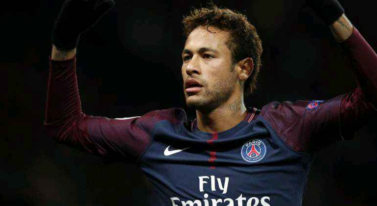 10 - Paris Saint-Germain - Neymar Jr