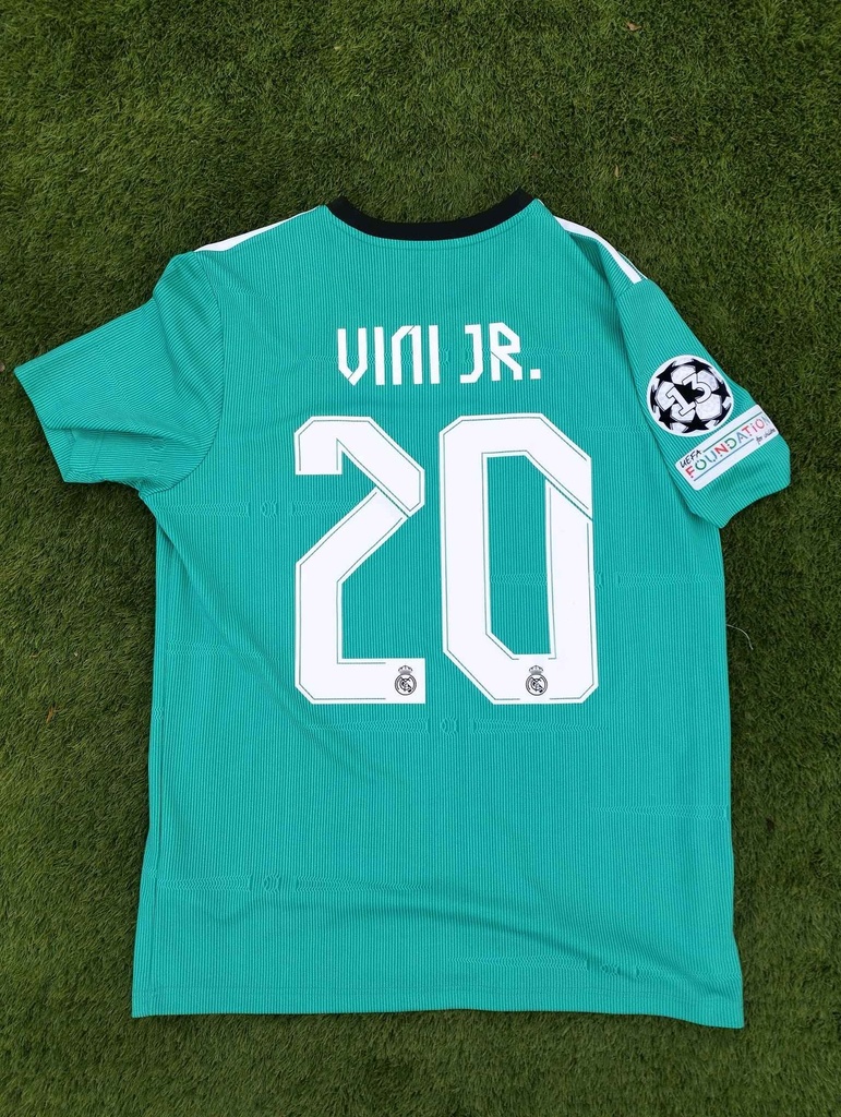 20 - Real Madrid - Vini Jr
