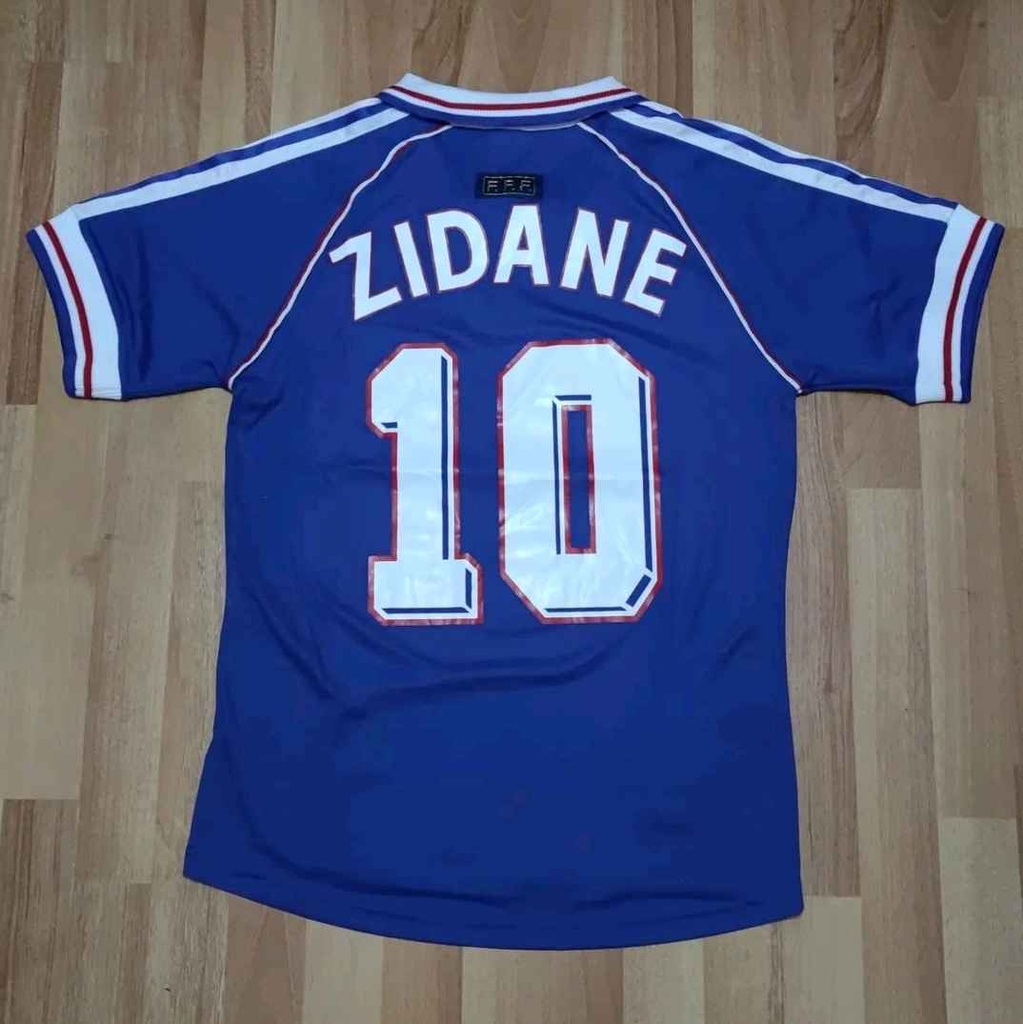 10 - Selección francesa - Camiseta de la final de la Eurocopa
