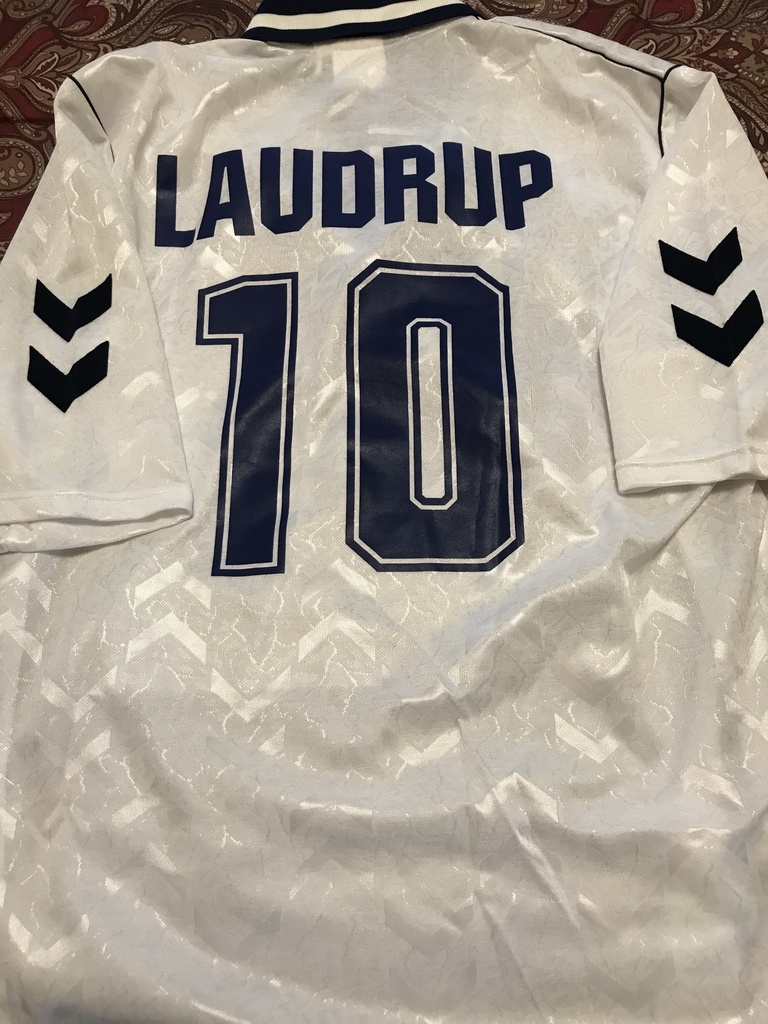 10 - Real Madrid - Laudrup