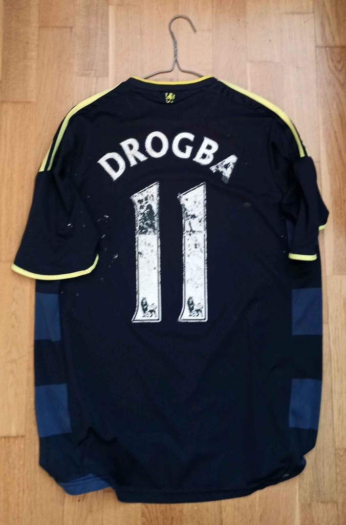 11 - Chelsea Football Club - Drogba