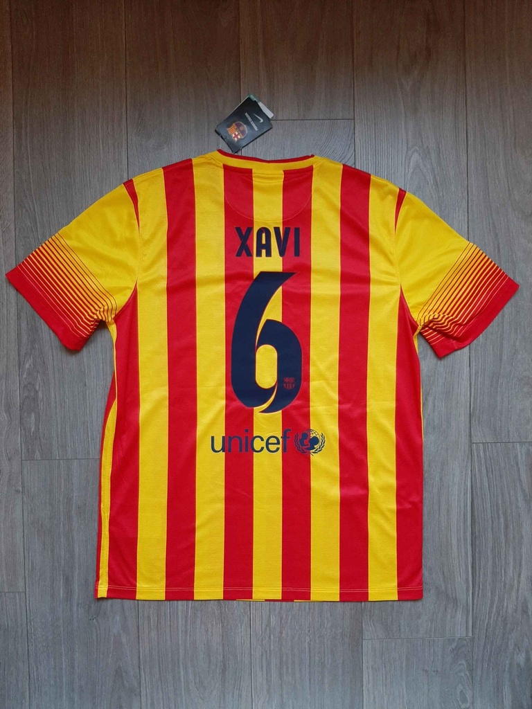 6 - Fútbol Club Barcelona
