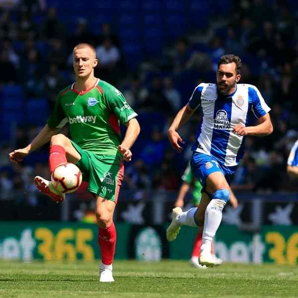 4 - Alavés - R. ELY
