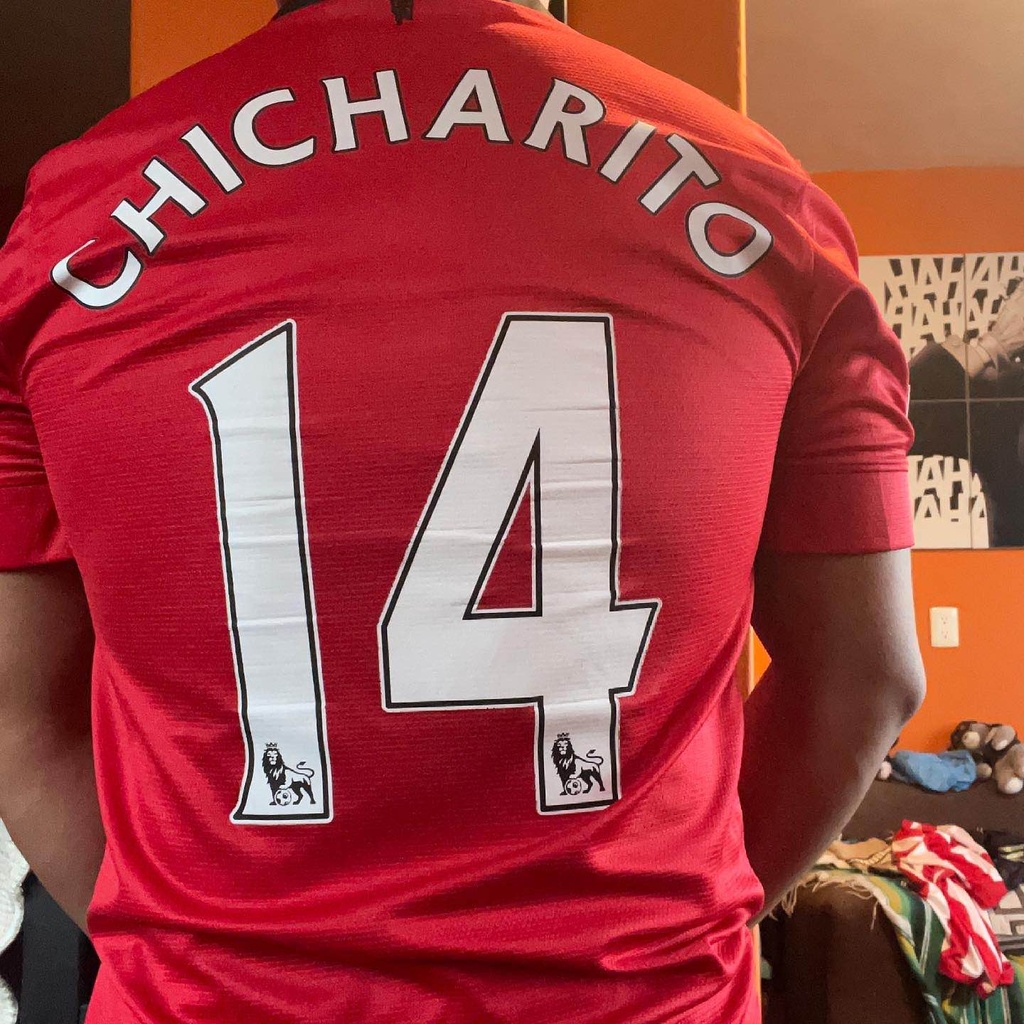 14 - Manchester - Chicharito