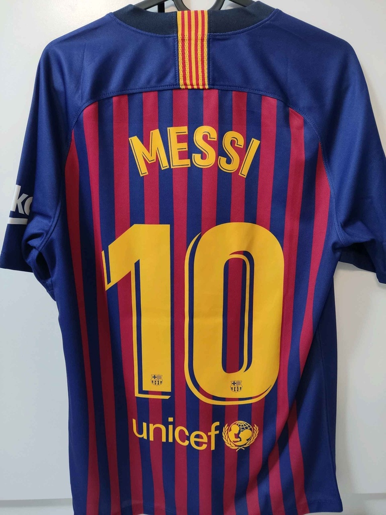 10 - F.C. Barcelona
