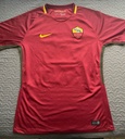 10 - AS Roma - Totti (Nike)