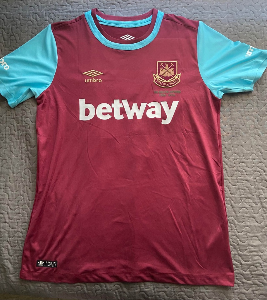 6 - West Ham - Pacheco