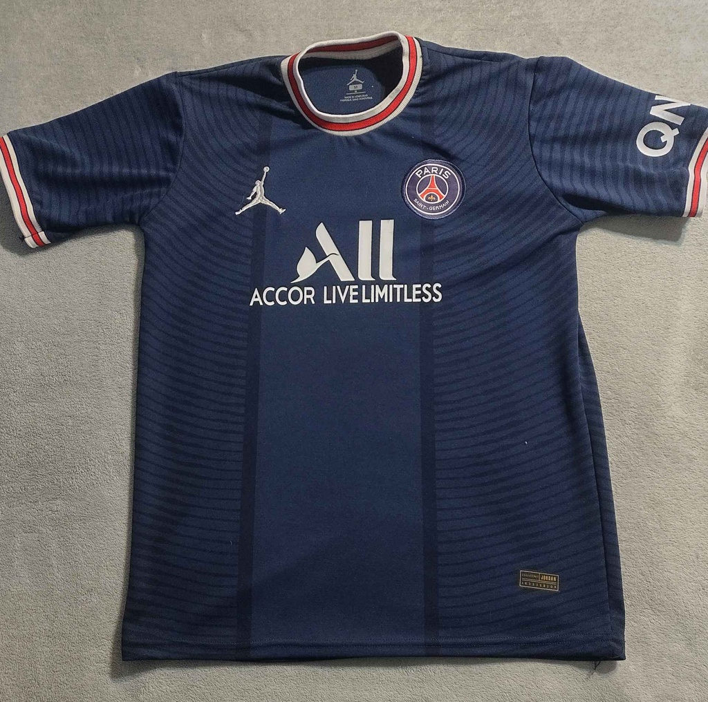 30 - PSG - Messi