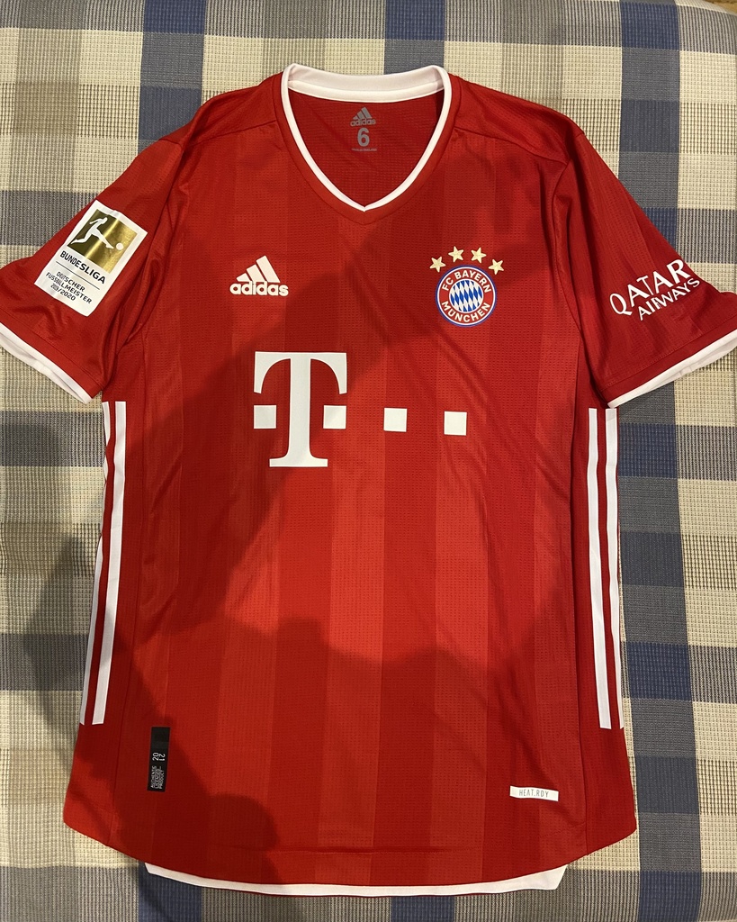 22 - FC Bayern Munich - ROCA (Adidas)