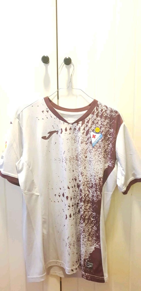 17 - S. D. Eibar - Corpas