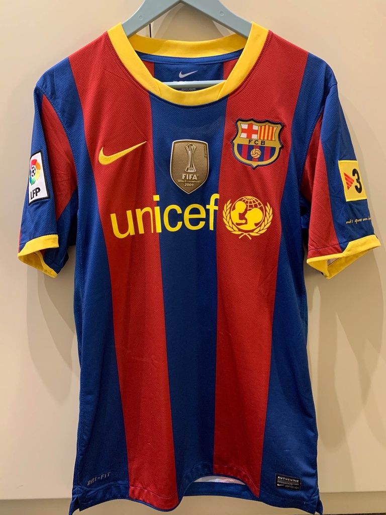 10 - FC Barcelona - Messi