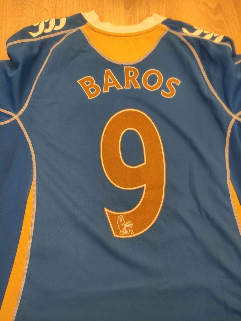 9 - Portsmouth F.C - Baros