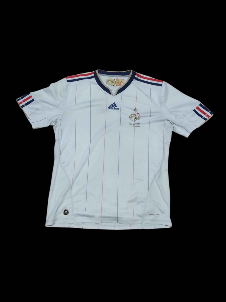 Camiseta sin nombre