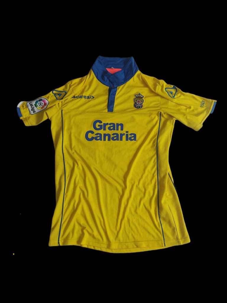 Camiseta sin nombre