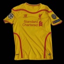 Camiseta sin nombre