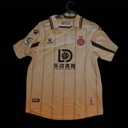 Camiseta sin nombre