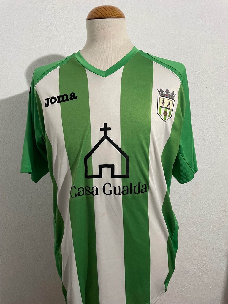 Camiseta sin nombre