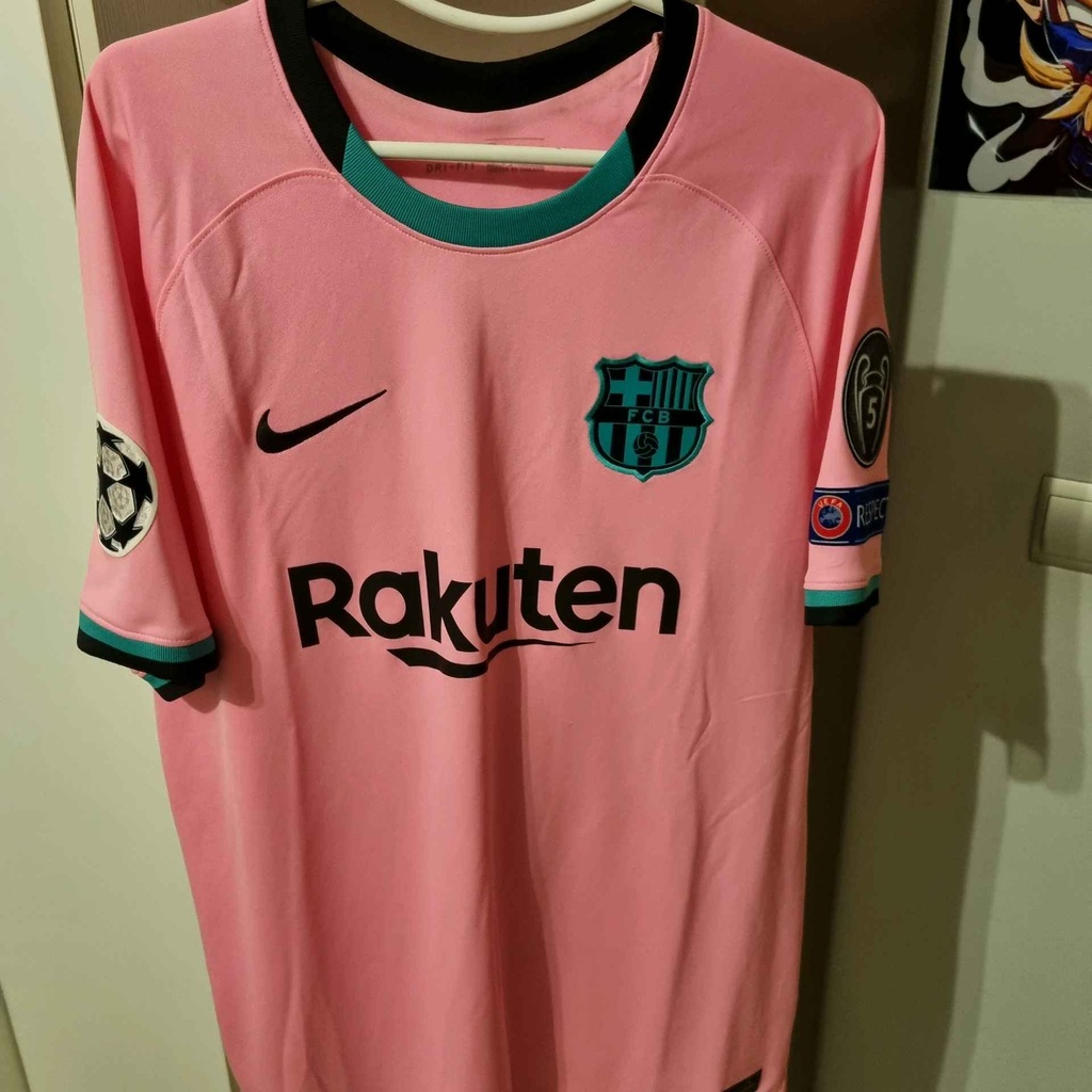 10 - FC BARCELONA - MESSI