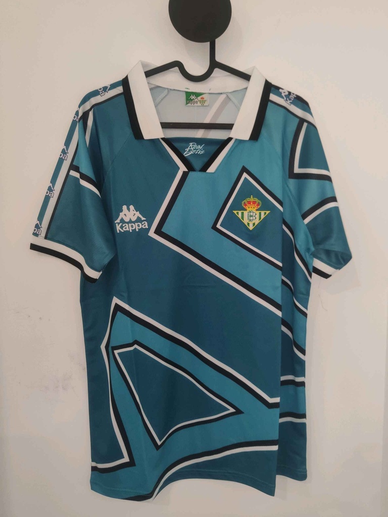 Camiseta sin nombre