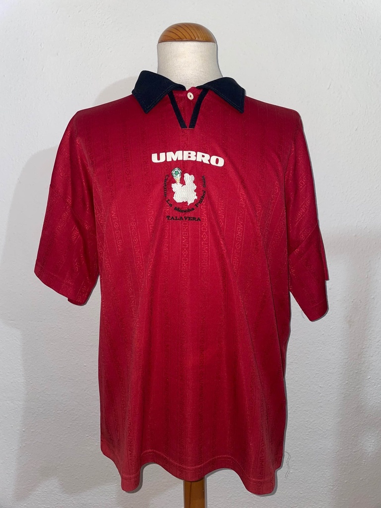 Camiseta sin nombre
